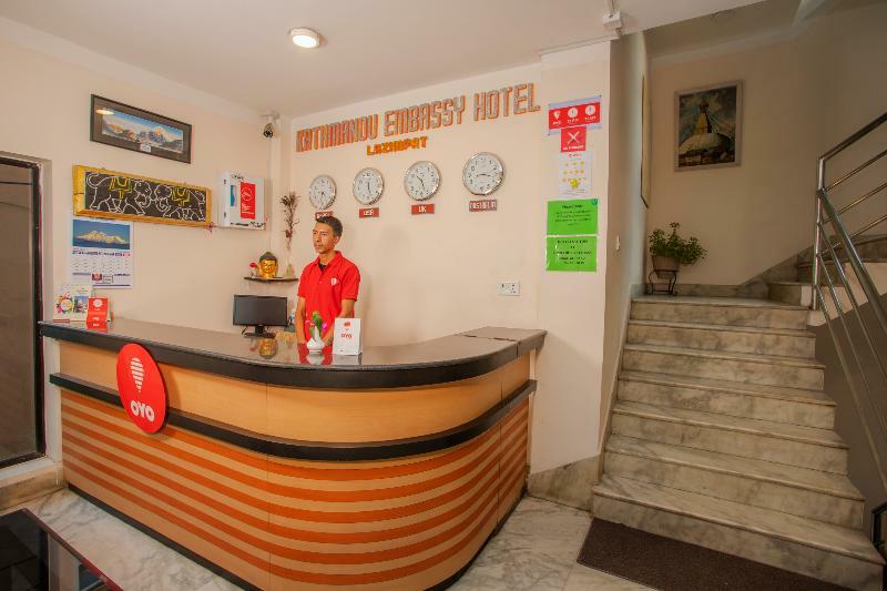 Kathmandu Embassy Hotel Bagian luar foto
