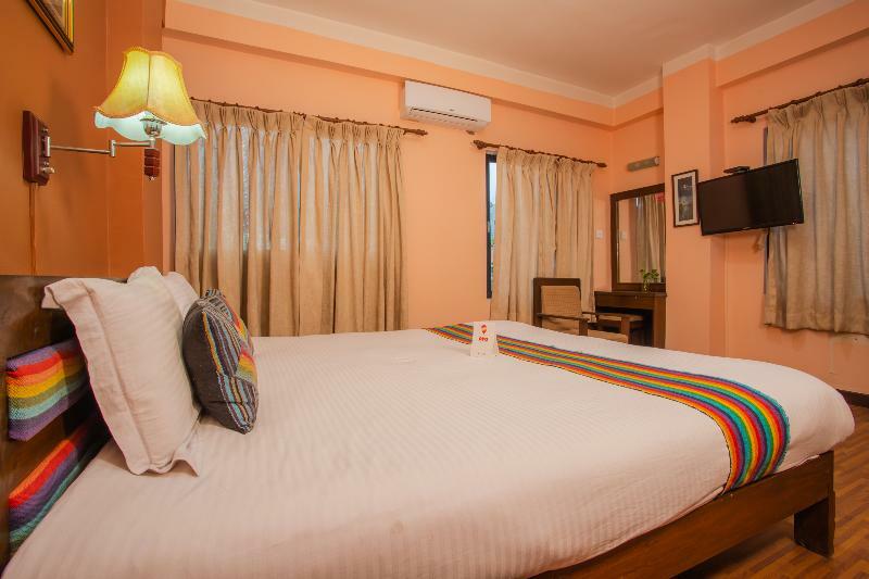 Kathmandu Embassy Hotel Bagian luar foto